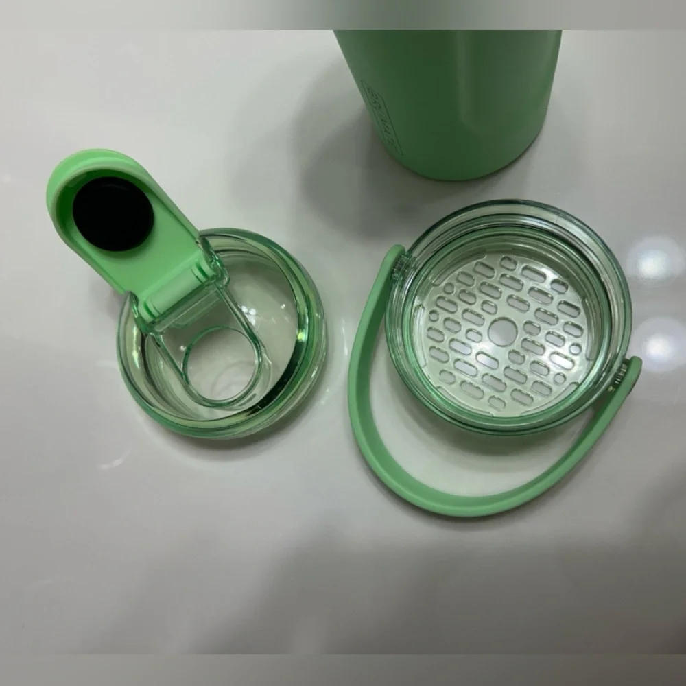 BrüMate Kiwi Green Multishaker Insulated Bottle - Picture 9 of 11